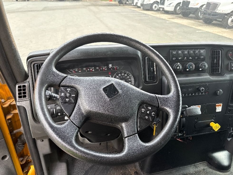 Medium Duty Box Truck-Light and Medium Duty Trucks-International-2022-MV607-Mebane-NC-237,192\n\t\tmiles-$ 41,000 - Image 17
