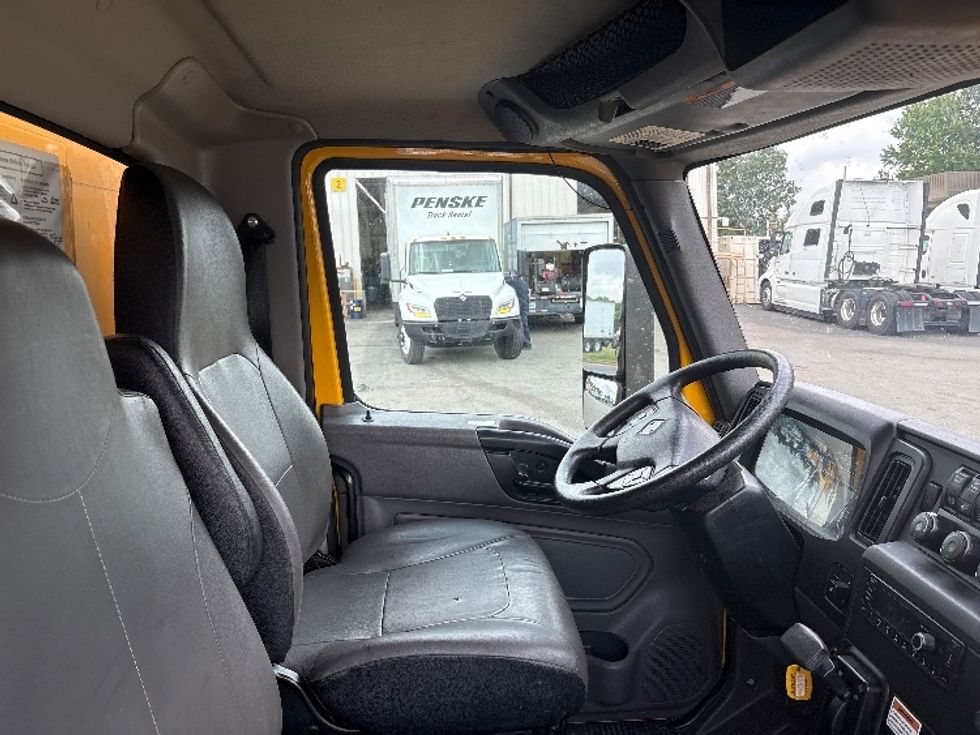 Medium Duty Box Truck-Light and Medium Duty Trucks-International-2022-MV607-Mebane-NC-237,192\n\t\tmiles-$ 41,000 - Image 21