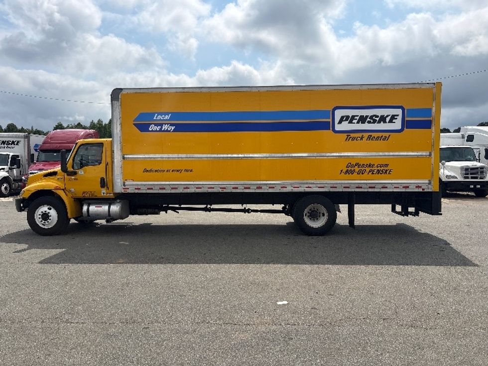 Medium Duty Box Truck-Light and Medium Duty Trucks-International-2022-MV607-Mebane-NC-237,192\n\t\tmiles-$ 41,000 - Image 4