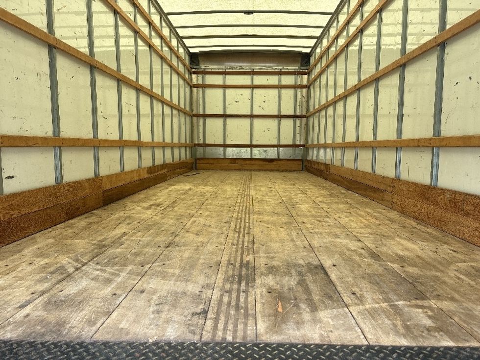 Medium Duty Box Truck-Light and Medium Duty Trucks-International-2022-MV607-Mebane-NC-237,192\n\t\tmiles-$ 41,000 - Image 8
