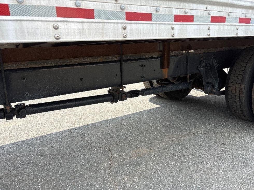 Medium Duty Box Truck-Light and Medium Duty Trucks-International-2022-MV607-Mebane-NC-320,874\n\t\tmiles-$ 26,250 - Image 5