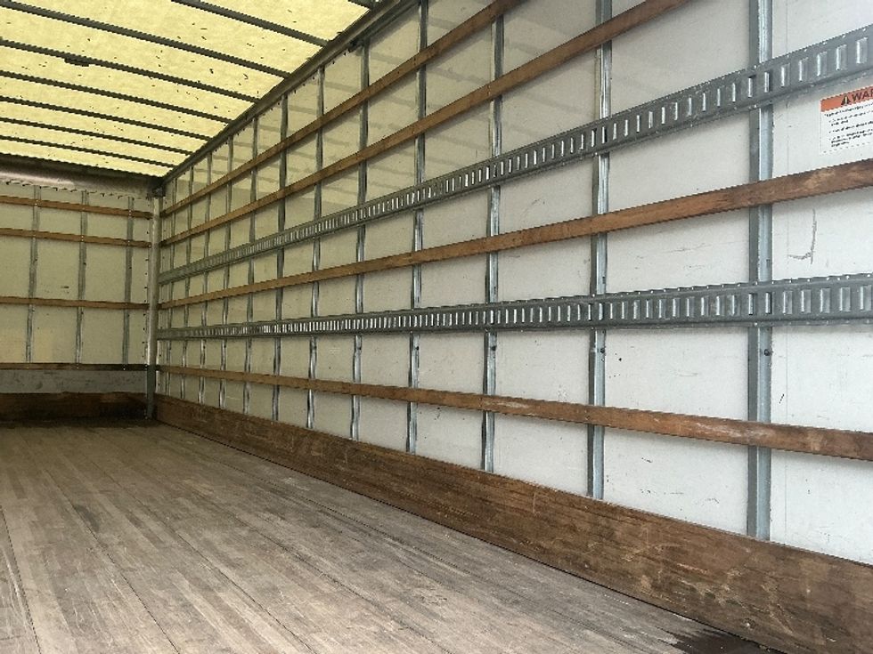 Medium Duty Box Truck-Light and Medium Duty Trucks-International-2022-MV607-Medley-FL-120,220\n\t\tmiles-$ 64,250 - Image 12