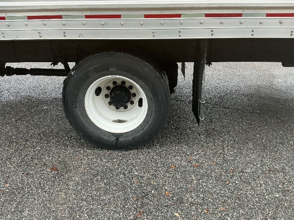 Medium Duty Box Truck-Light and Medium Duty Trucks-International-2022-MV607-Medley-FL-120,220\n\t\tmiles-$ 64,250 - Image 26