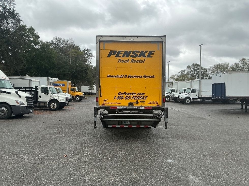 Medium Duty Box Truck-Light and Medium Duty Trucks-International-2022-MV607-Medley-FL-120,220\n\t\tmiles-$ 64,250 - Image 7