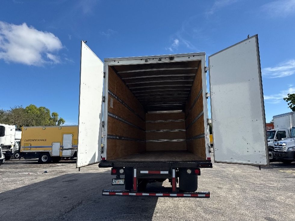 Medium Duty Box Truck-Light and Medium Duty Trucks-International-2022-MV607-Medley-FL-129,422\n\t\tmiles-$ 69,000 - Image 8