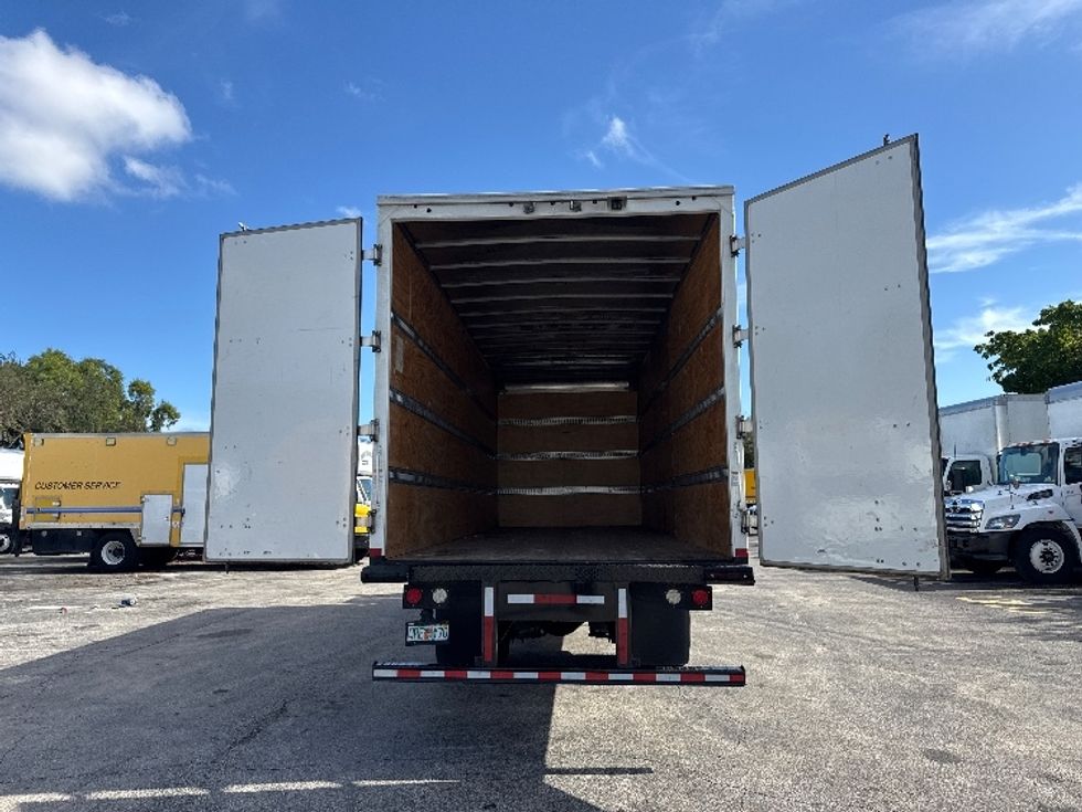 Medium Duty Box Truck-Light and Medium Duty Trucks-International-2022-MV607-Medley-FL-129,422\n\t\tmiles-$ 69,000 - Image 9
