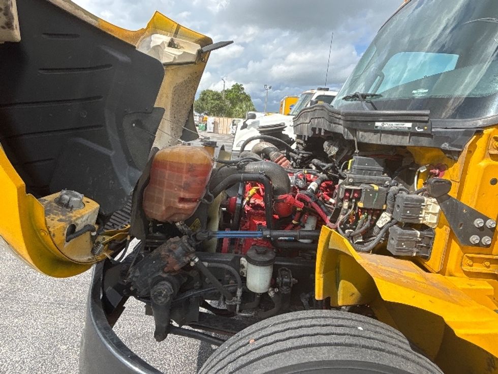 Medium Duty Box Truck-Light and Medium Duty Trucks-International-2022-MV607-Medley-FL-244,554\n\t\tmiles-$ 36,750 - Image 23
