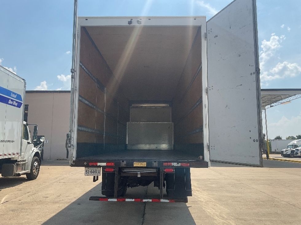 Medium Duty Box Truck-Light and Medium Duty Trucks-International-2022-MV607-Memphis-TN-147,821\n\t\tmiles-$ 75,500 - Image 9