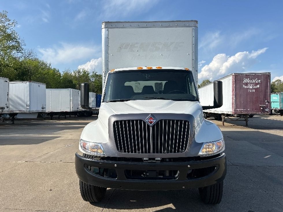 Medium Duty Box Truck-Light and Medium Duty Trucks-International-2022-MV607-Memphis-TN-149,787\n\t\tmiles-$ 65,250 - Image 2