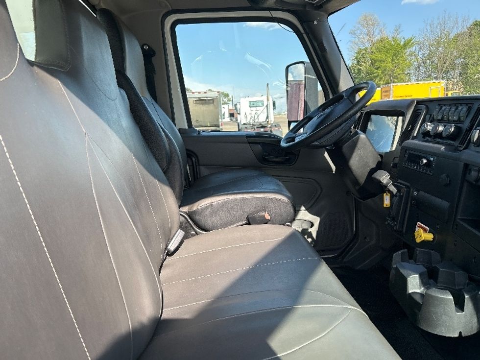 Medium Duty Box Truck-Light and Medium Duty Trucks-International-2022-MV607-Memphis-TN-149,787\n\t\tmiles-$ 65,250 - Image 22