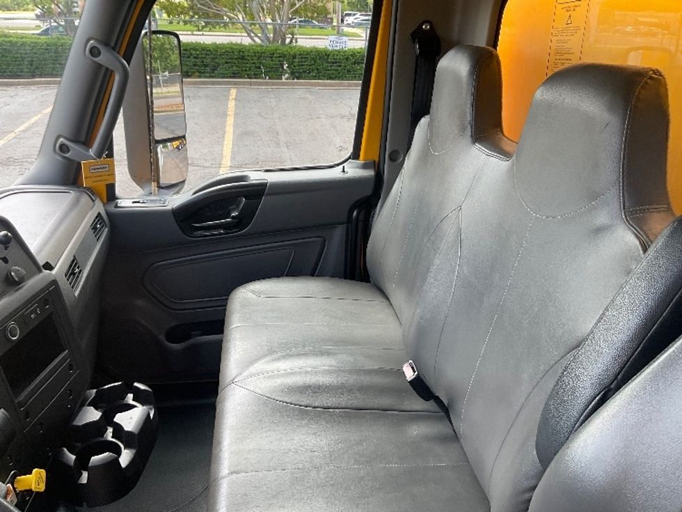 Medium Duty Box Truck-Light and Medium Duty Trucks-International-2022-MV607-Memphis-TN-229,122\n\t\tmiles-$ 46,750 - Image 18
