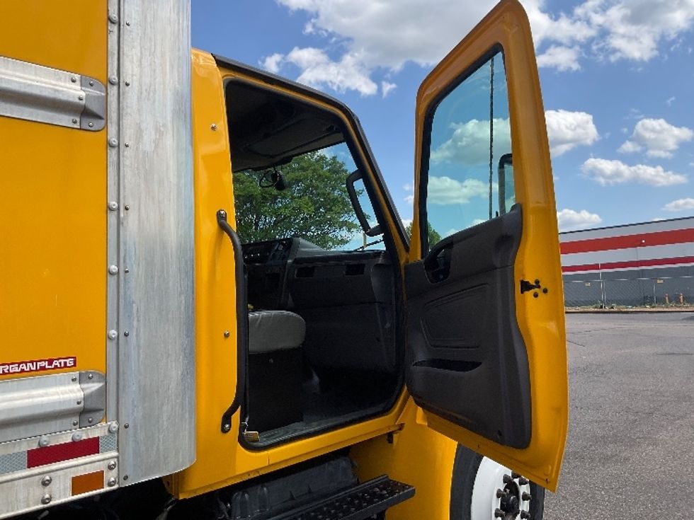 Medium Duty Box Truck-Light and Medium Duty Trucks-International-2022-MV607-Memphis-TN-229,122\n\t\tmiles-$ 46,750 - Image 19