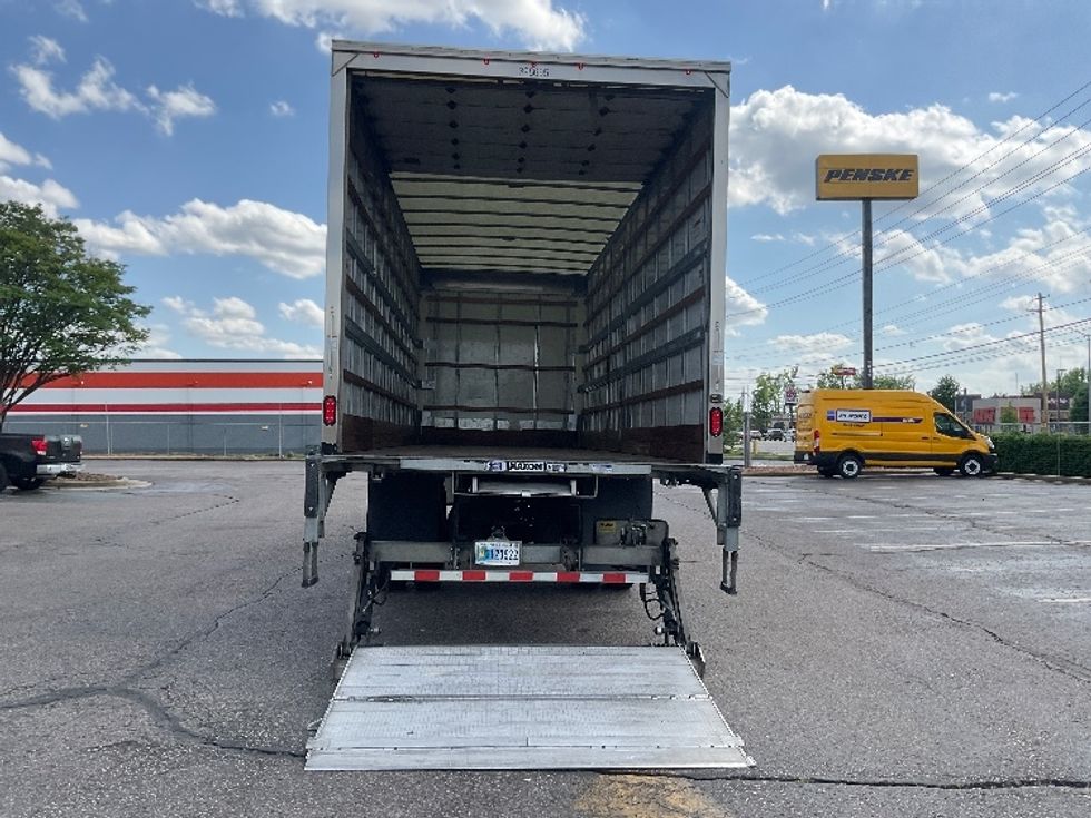 Medium Duty Box Truck-Light and Medium Duty Trucks-International-2022-MV607-Memphis-TN-229,122\n\t\tmiles-$ 46,750 - Image 9