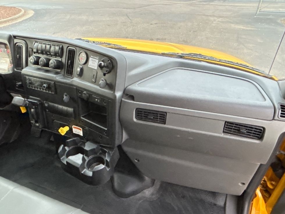 Medium Duty Box Truck-Light and Medium Duty Trucks-International-2022-MV607-Memphis-TN-231,333\n\t\tmiles-$ 43,000 - Image 21