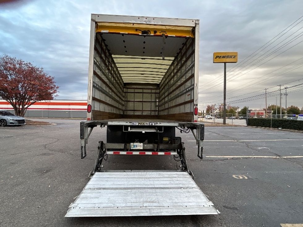 Medium Duty Box Truck-Light and Medium Duty Trucks-International-2022-MV607-Memphis-TN-231,333\n\t\tmiles-$ 43,000 - Image 9