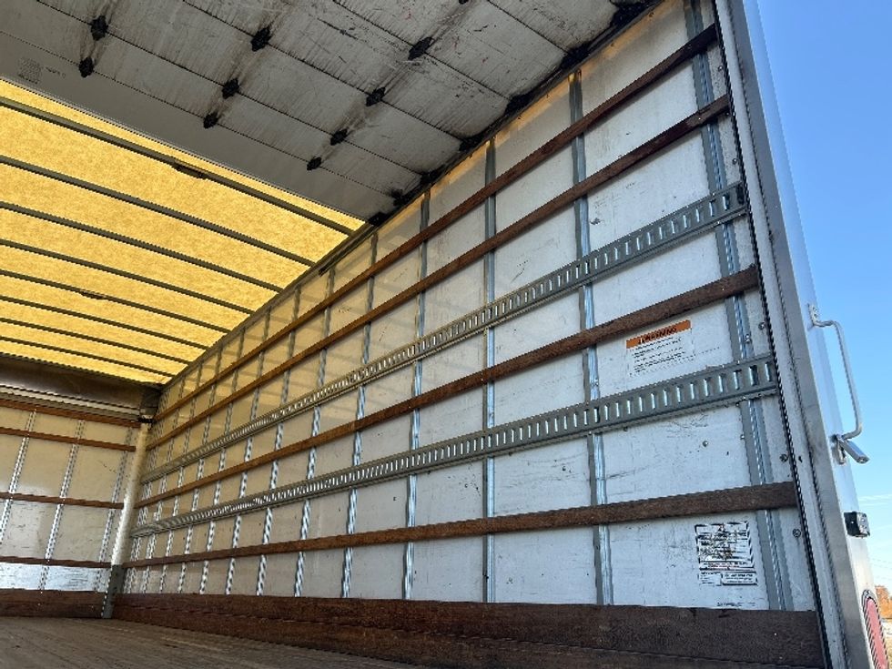 Medium Duty Box Truck-Light and Medium Duty Trucks-International-2022-MV607-Memphis-TN-246,643\n\t\tmiles-$ 41,000 - Image 12
