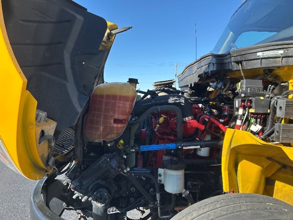 Medium Duty Box Truck-Light and Medium Duty Trucks-International-2022-MV607-Memphis-TN-246,643\n\t\tmiles-$ 41,000 - Image 23