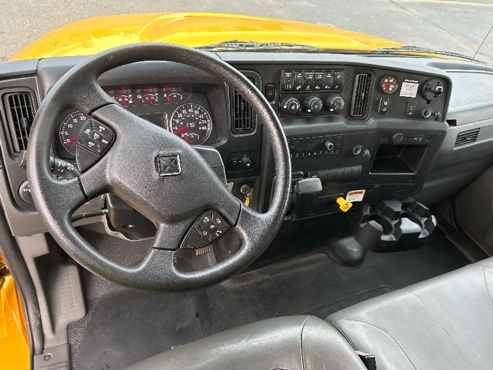 Medium Duty Box Truck-Light and Medium Duty Trucks-International-2022-MV607-Memphis-TN-254,903\n\t\tmiles-$ 36,000 - Image 17
