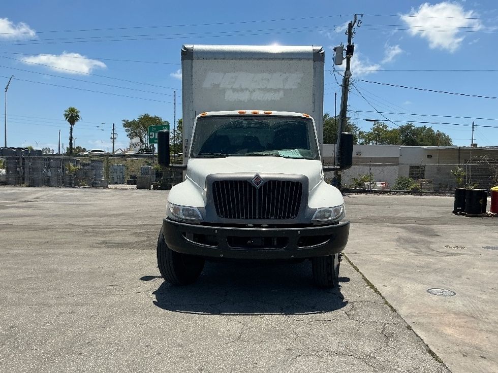 Medium Duty Box Truck-Light and Medium Duty Trucks-International-2022-MV607-Miami-FL-135,477\n\t\tmiles-$ 68,750 - Image 2