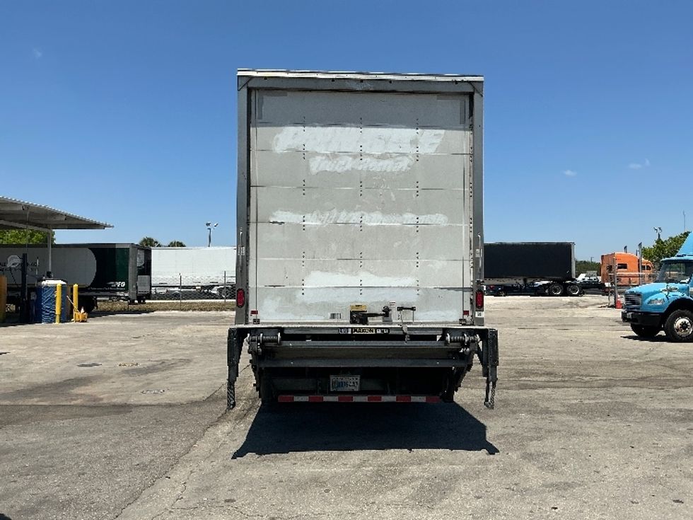 Medium Duty Box Truck-Light and Medium Duty Trucks-International-2022-MV607-Miami-FL-135,477\n\t\tmiles-$ 68,750 - Image 7