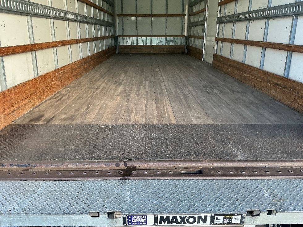 Medium Duty Box Truck-Light and Medium Duty Trucks-International-2022-MV607-Miami-FL-247,762\n\t\tmiles-$ 44,750 - Image 10