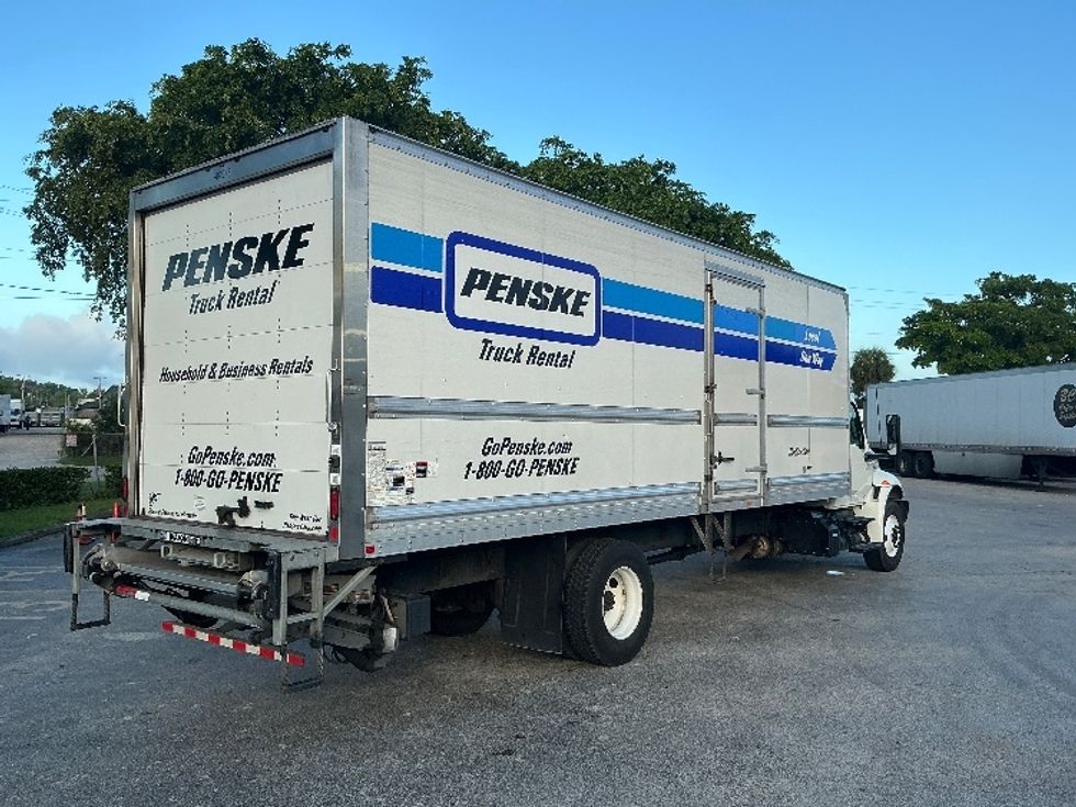 Medium Duty Box Truck-Light and Medium Duty Trucks-International-2022-MV607-Miami-FL-247,762\n\t\tmiles-$ 44,750 - Image 13