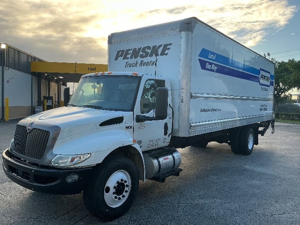 Medium Duty Box Truck-Light and Medium Duty Trucks-International-2022-MV607-Miami-FL-247,762\n\t\tmiles-$ 44,750 - Image 3
