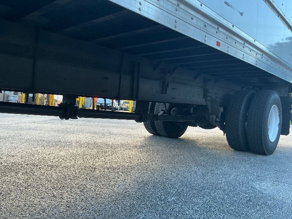 Medium Duty Box Truck-Light and Medium Duty Trucks-International-2022-MV607-Miami-FL-247,762\n\t\tmiles-$ 44,750 - Image 5