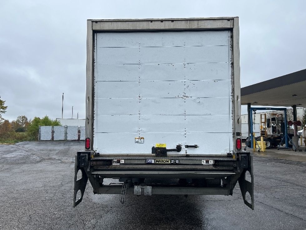 Medium Duty Box Truck-Light and Medium Duty Trucks-International-2022-MV607-Middlefield-OH-190,803\n\t\tmiles-$ 51,250 - Image 7