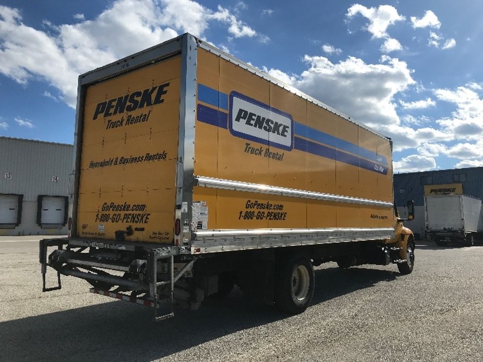 Medium Duty Box Truck-Light and Medium Duty Trucks-International-2022-MV607-Middlefield-OH-220,216\n\t\tmiles-$ 47,750 - Image 13