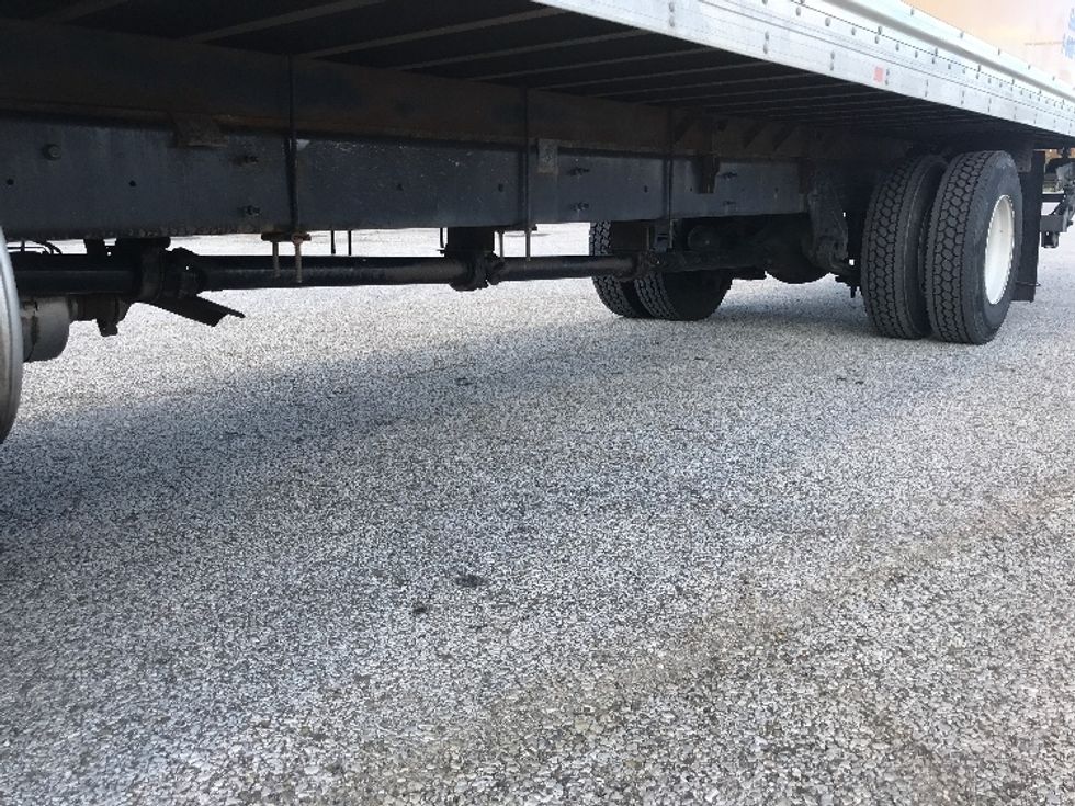 Medium Duty Box Truck-Light and Medium Duty Trucks-International-2022-MV607-Middlefield-OH-220,216\n\t\tmiles-$ 47,750 - Image 5