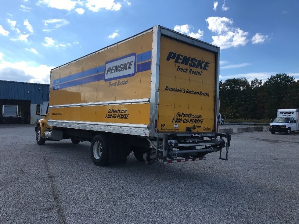 Medium Duty Box Truck-Light and Medium Duty Trucks-International-2022-MV607-Middlefield-OH-220,216\n\t\tmiles-$ 47,750 - Image 6