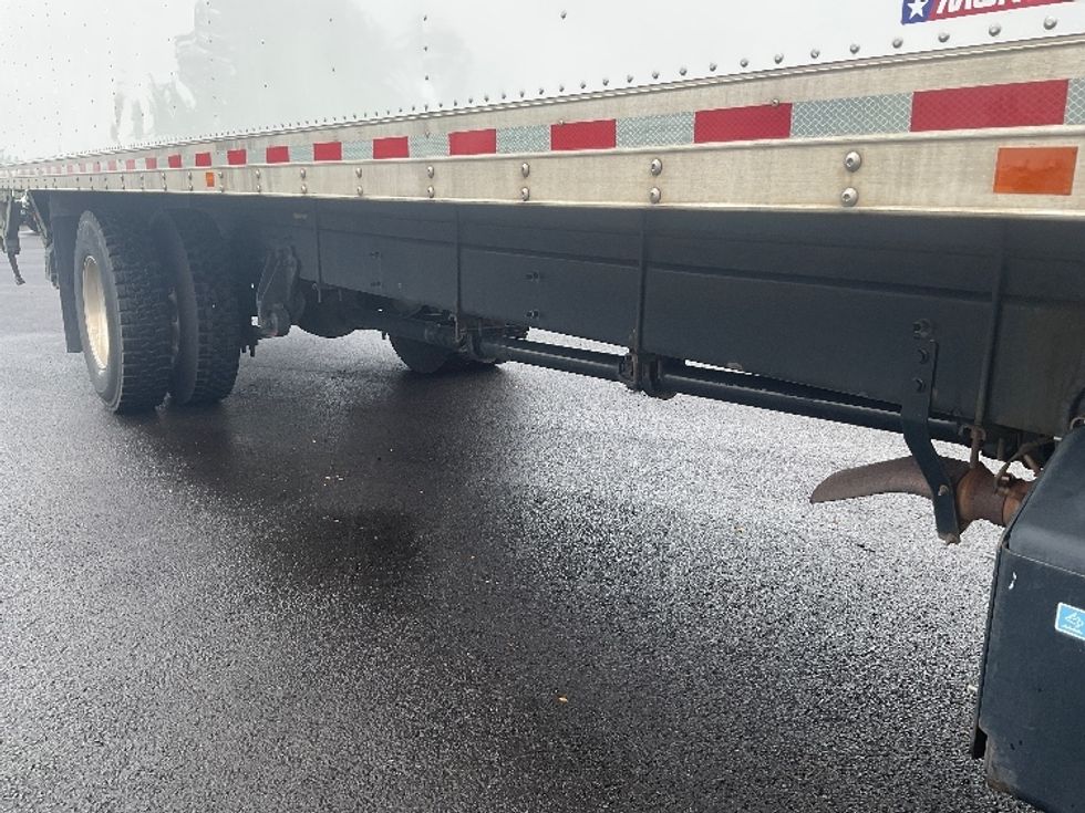 Medium Duty Box Truck-Light and Medium Duty Trucks-International-2022-MV607-Middlefield-OH-279,873\n\t\tmiles-$ 45,000 - Image 14