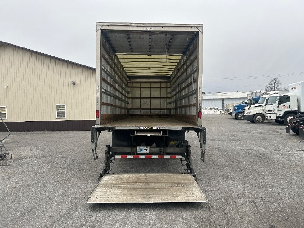 Medium Duty Box Truck-Light and Medium Duty Trucks-International-2022-MV607-Milford-DE-257,918\n\t\tmiles-$ 41,500 - Image 9