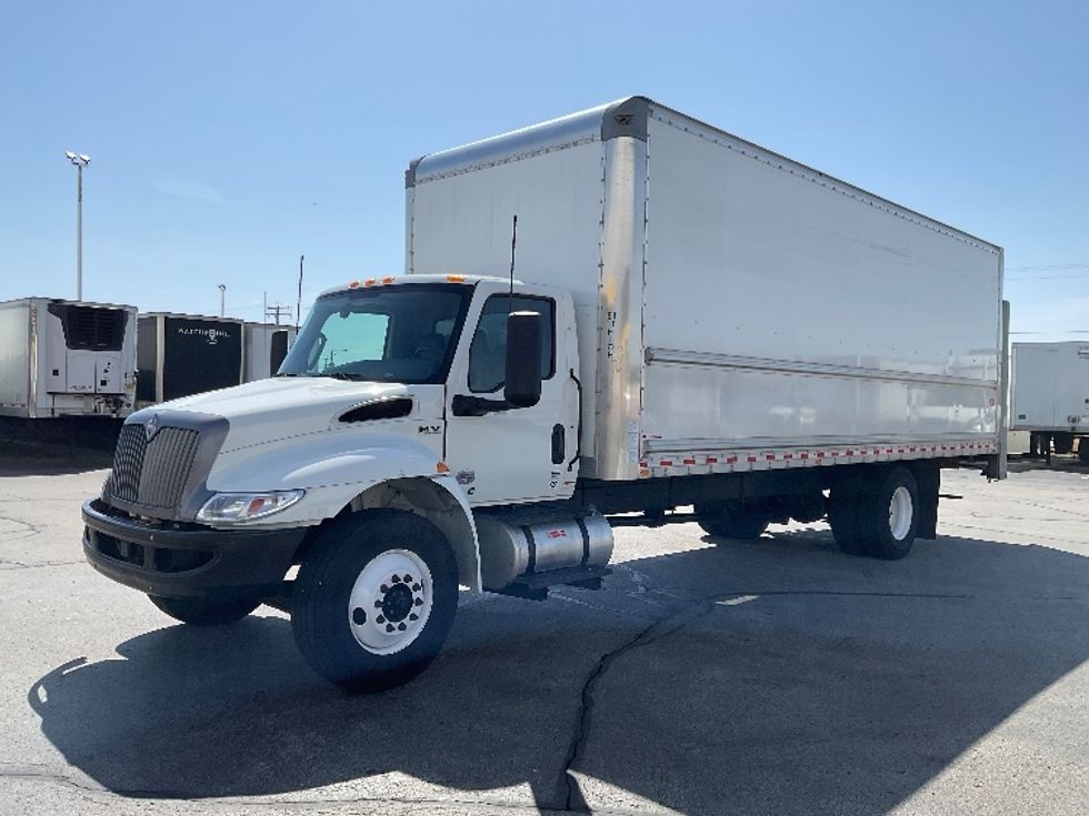 Medium Duty Box Truck-Light and Medium Duty Trucks-International-2022-MV607-Milwaukee-WI-134,240\n\t\tmiles-$ 65,750 - Image 3