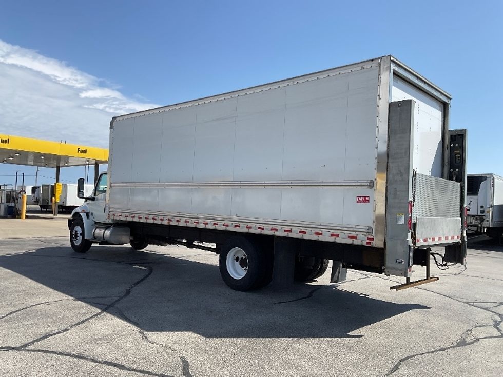 Medium Duty Box Truck-Light and Medium Duty Trucks-International-2022-MV607-Milwaukee-WI-134,240\n\t\tmiles-$ 65,750 - Image 6