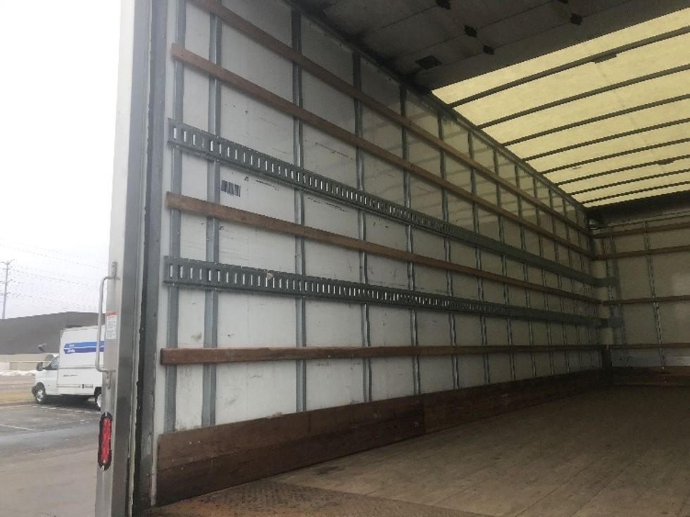 Medium Duty Box Truck-Light and Medium Duty Trucks-International-2022-MV607-Milwaukee-WI-138,504\n\t\tmiles-$ 66,500 - Image 11