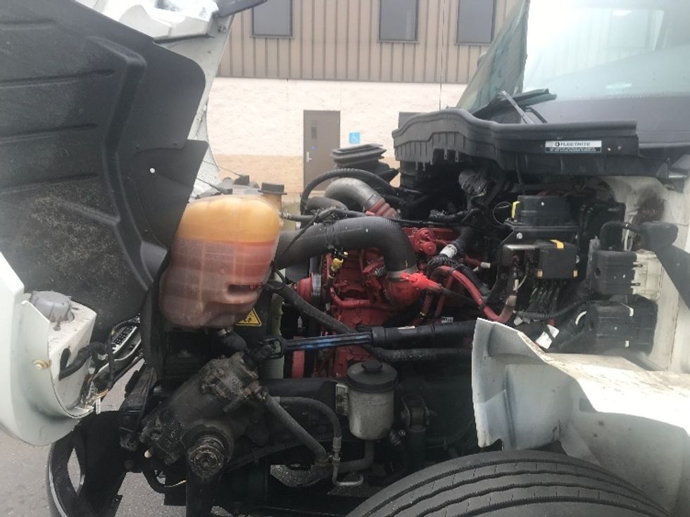 Medium Duty Box Truck-Light and Medium Duty Trucks-International-2022-MV607-Milwaukee-WI-138,504\n\t\tmiles-$ 66,500 - Image 24