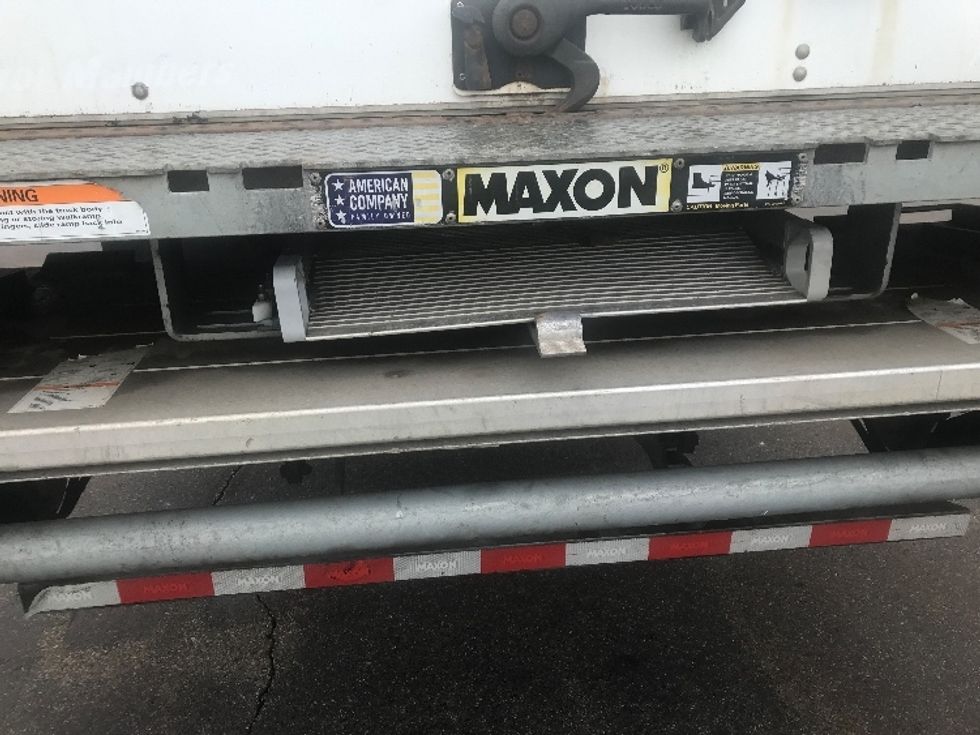 Medium Duty Box Truck-Light and Medium Duty Trucks-International-2022-MV607-Milwaukee-WI-138,504\n\t\tmiles-$ 66,500 - Image 25