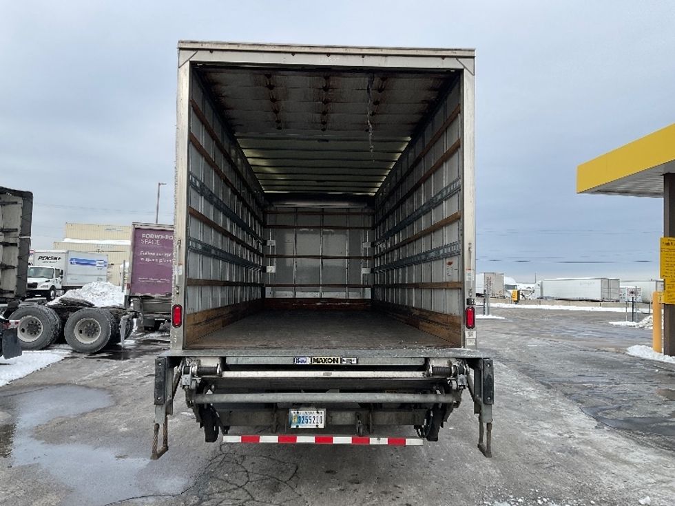 Medium Duty Box Truck-Light and Medium Duty Trucks-International-2022-MV607-Milwaukee-WI-197,077\n\t\tmiles-$ 53,000 - Image 8