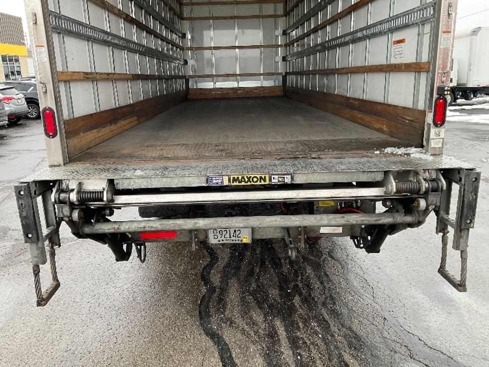 Medium Duty Box Truck-Light and Medium Duty Trucks-International-2022-MV607-Milwaukee-WI-201,866\n\t\tmiles-$ 52,250 - Image 10