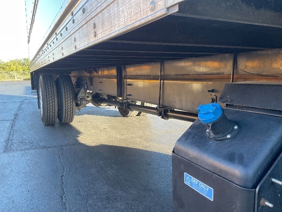 Medium Duty Box Truck-Light and Medium Duty Trucks-International-2022-MV607-Milwaukee-WI-206,565\n\t\tmiles-$ 42,750 - Image 14