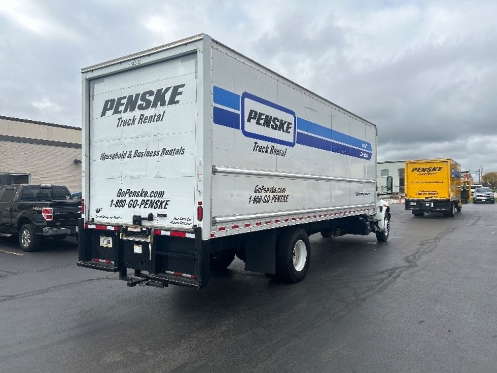 Medium Duty Box Truck-Light and Medium Duty Trucks-International-2022-MV607-Milwaukee-WI-215,699\n\t\tmiles-$ 41,250 - Image 13