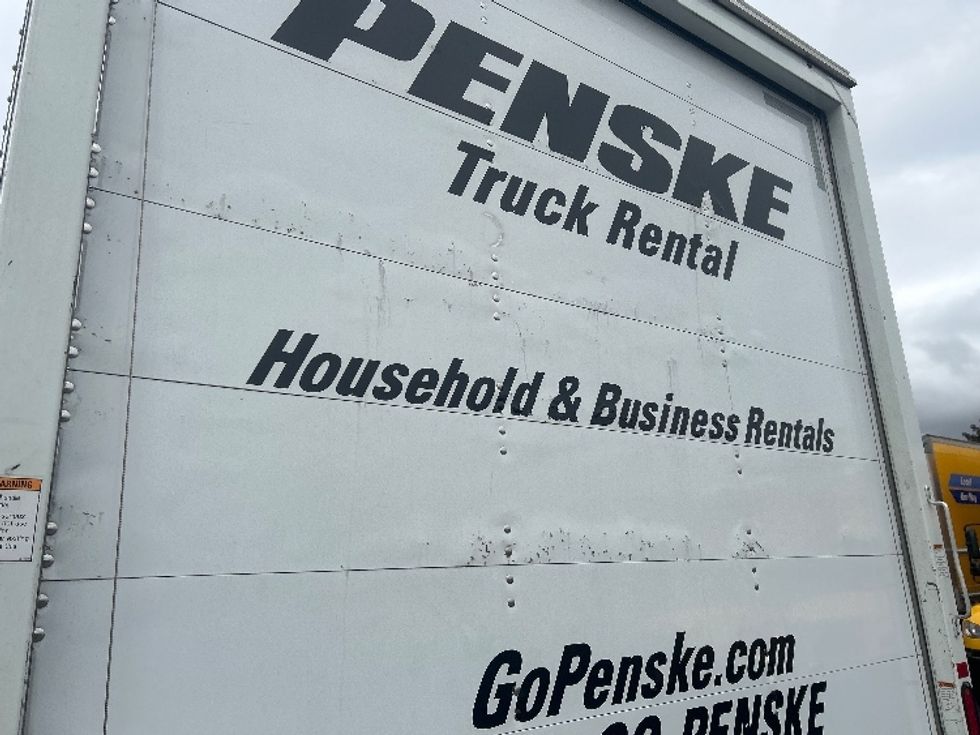 Medium Duty Box Truck-Light and Medium Duty Trucks-International-2022-MV607-Milwaukee-WI-215,699\n\t\tmiles-$ 41,250 - Image 27