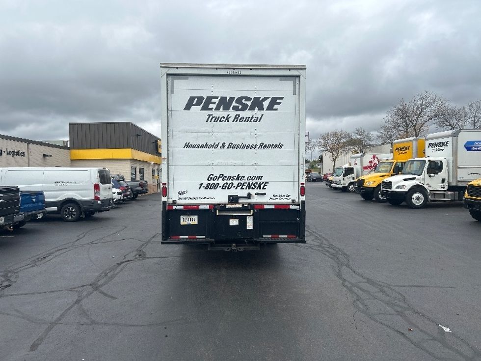 Medium Duty Box Truck-Light and Medium Duty Trucks-International-2022-MV607-Milwaukee-WI-215,699\n\t\tmiles-$ 41,250 - Image 7