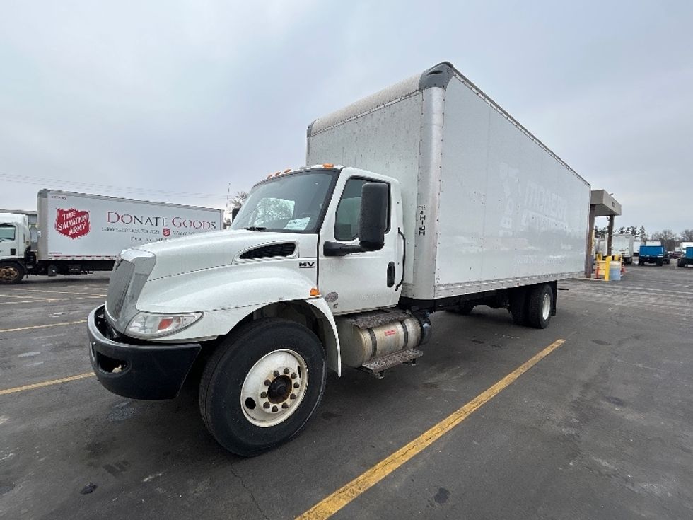 Medium Duty Box Truck-Light and Medium Duty Trucks-International-2022-MV607-Milwaukee-WI-230,036\n\t\tmiles-$ 41,750 - Image 3