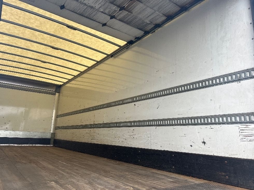 Medium Duty Box Truck-Light and Medium Duty Trucks-International-2022-MV607-Milwaukee-WI-234,187\n\t\tmiles-$ 47,500 - Image 11