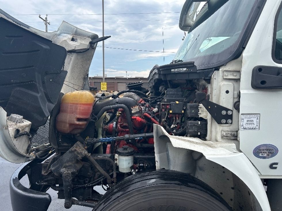 Medium Duty Box Truck-Light and Medium Duty Trucks-International-2022-MV607-Milwaukee-WI-234,187\n\t\tmiles-$ 47,500 - Image 21