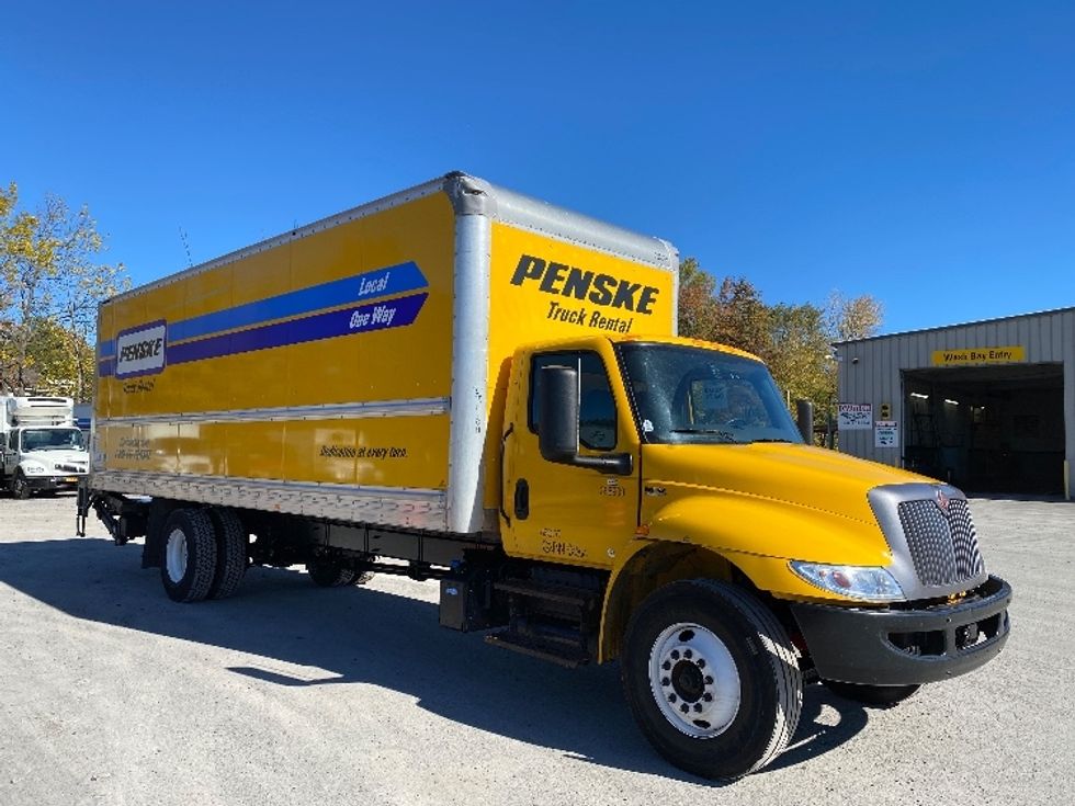 Medium Duty Box Truck-Light and Medium Duty Trucks-International-2022-MV607-Minoa-NY-206,318\n\t\tmiles-$ 46,000 - Image 1