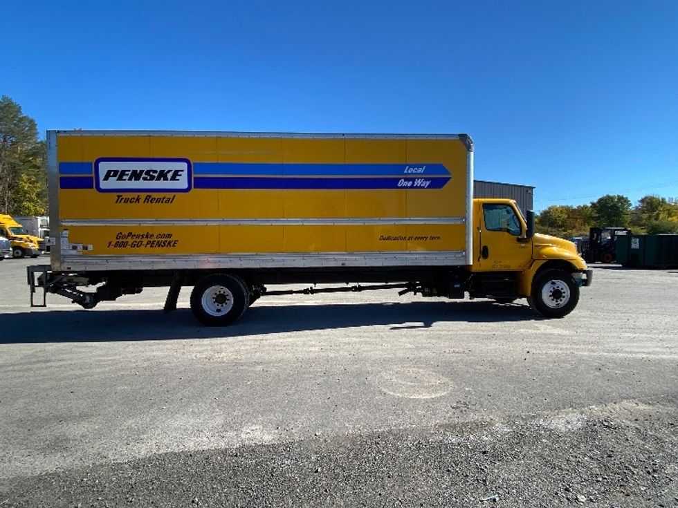 Medium Duty Box Truck-Light and Medium Duty Trucks-International-2022-MV607-Minoa-NY-206,318\n\t\tmiles-$ 46,000 - Image 15